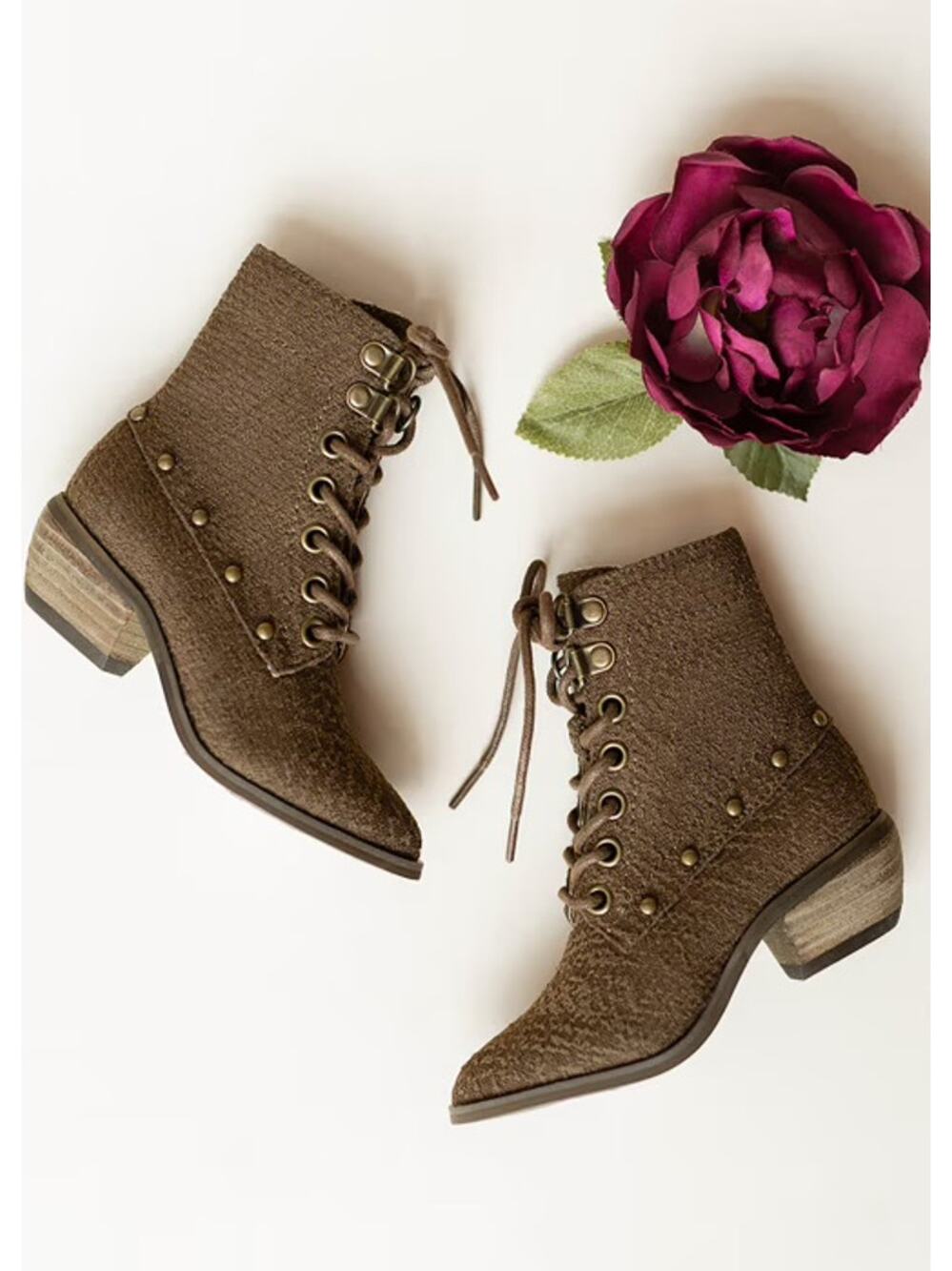 Joyfolie MiaJoy Eliza Boot in Brown Lace  Girl’s Size 11T